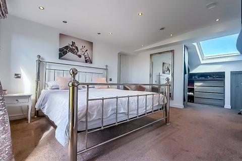 4 bedroom semi-detached house for sale, Preston New Road, Southport PR9