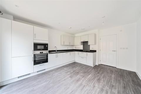 3 bedroom terraced house to rent, Mistletoe Road, Houghton Regis, Dunstable, LU5