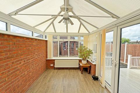 4 bedroom semi-detached house for sale, Richmond Drive, Skegness, Lincolnshire, PE25 3SF