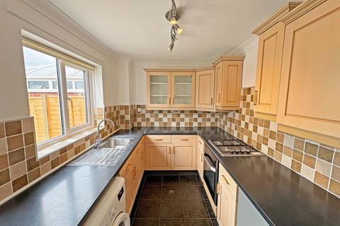 4 bedroom semi-detached house for sale, Richmond Drive, Skegness, Lincolnshire, PE25 3SF
