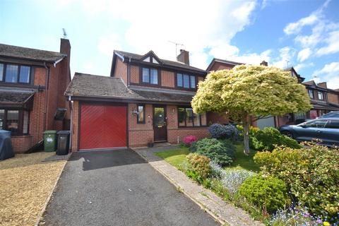 3 bedroom detached house for sale, Oldfields Close, Leominster
