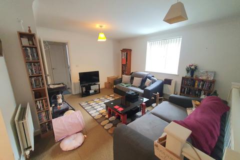 2 bedroom flat to rent, Whistlefish Court, NORWICH