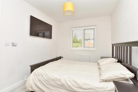 3 bedroom semi-detached house for sale, Papyrus Drive, Sittingbourne ME10