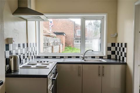 3 bedroom semi-detached house for sale, St. Johns Road, Scunthorpe, Lincolnshire, DN16