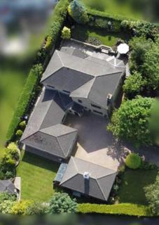 Detached house - Wyke Lane, Oakenshaw