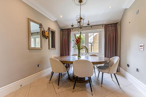 5 bedroom detached house for sale, Dartford Road, Sevenoaks, Kent