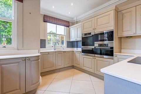 5 bedroom detached house for sale, Dartford Road, Sevenoaks, Kent