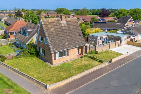 4 bedroom detached house for sale, Brecklands, Norwich NR12