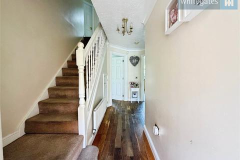 4 bedroom detached house for sale, Augusta Drive, Wrexham LL13