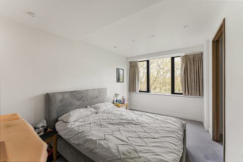 1 bedroom apartment for sale, Fann Street, London, EC2Y