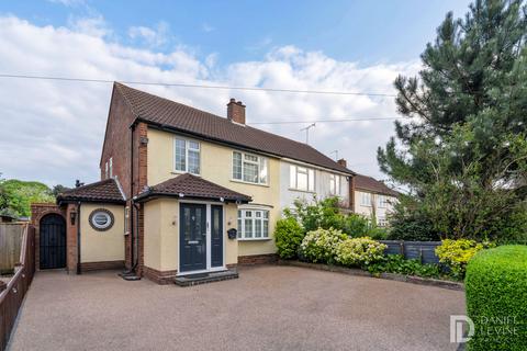 3 bedroom semi-detached house for sale, Orchard Close, Radlett, WD7