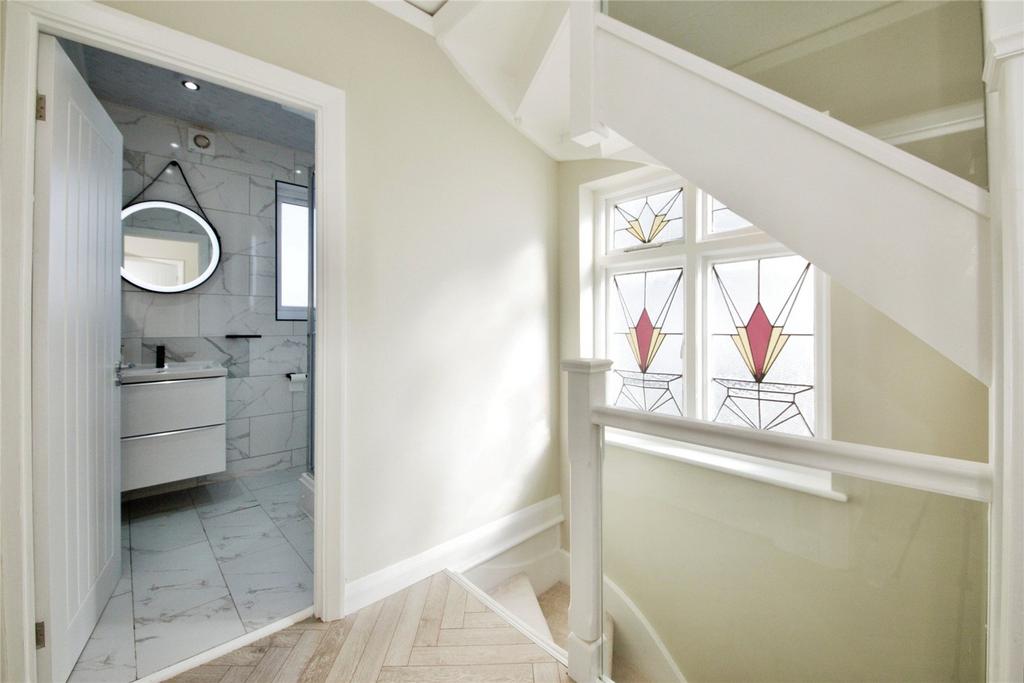 House in Clayhall Avenue - More