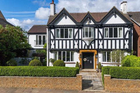 5 bedroom detached house for sale, Park Avenue South, Northampton