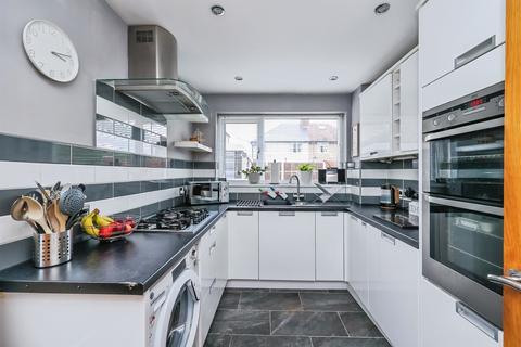 2 bedroom detached house for sale, Kenilworth Drive, Ilkeston