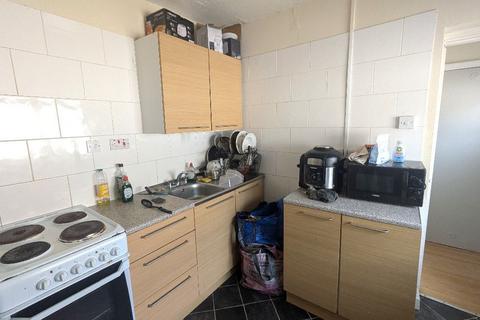 3 bedroom flat to rent, Flat 3, Cardiff CF24