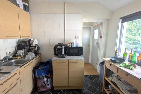 3 bedroom flat to rent, Flat 3, Cardiff CF24