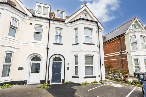 Flat - Westby Road, Bournemouth BH5