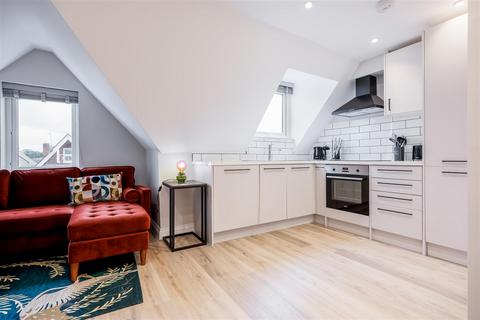 Flat - Westby Road, Bournemouth BH5