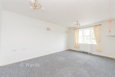 1 bedroom flat for sale, Regents Court, Gravesend DA11