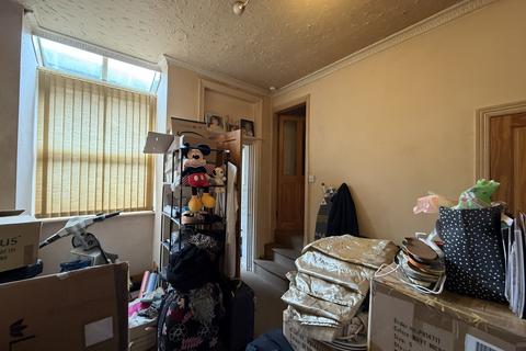 2 bedroom end of terrace house for sale, Ridge Hill Lane, Stalybridge, SK15