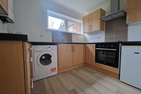 2 bedroom flat to rent, Spring Road, Southampton SO19