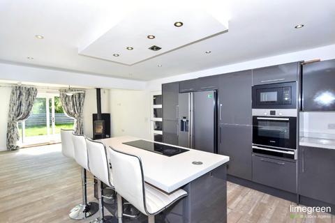 4 bedroom detached house to rent, Longhill Avenue, South Ayrshire KA7