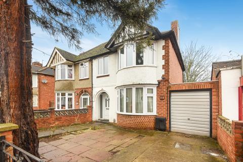 3 bedroom semi-detached house to rent, Courtland Road Oxford OX4