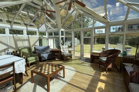 2 bedroom detached bungalow for sale, Witley