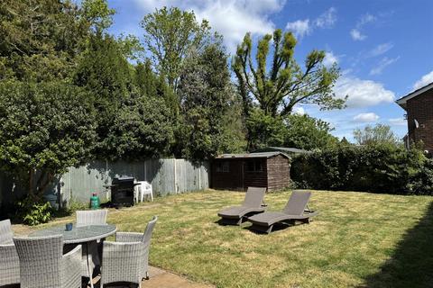 2 bedroom detached bungalow for sale, Witley