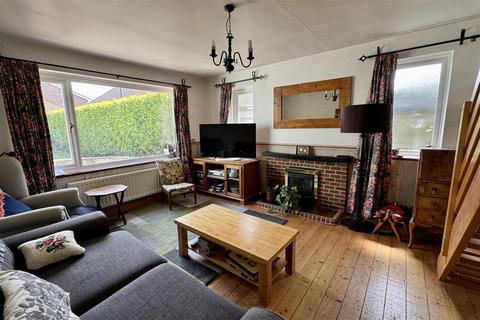 2 bedroom detached bungalow for sale, Witley