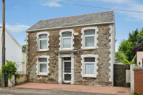 4 bedroom detached house for sale, Mill Street, Gowerton, SWANSEA