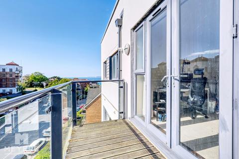 3 bedroom apartment for sale, Sea Road, Bournemouth, BH5 1