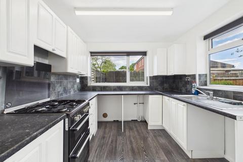3 bedroom terraced house to rent, Arkle Drive, Coventry CV2