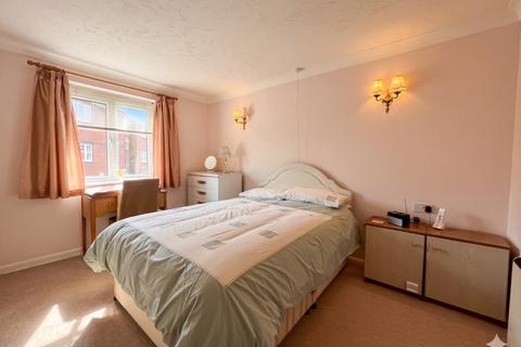 2 bedroom apartment for sale, Popes Court, Old Bedford Road, Luton, Bedfordshire, LU2 7GL