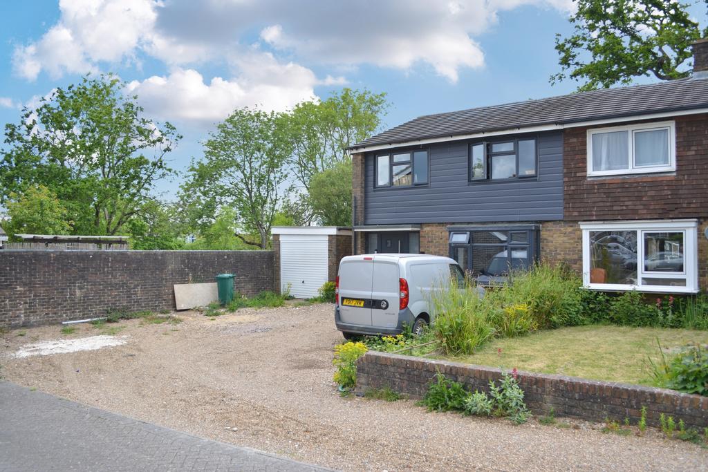 Ringwood Close, Furnace Green, RH10 - View 5
