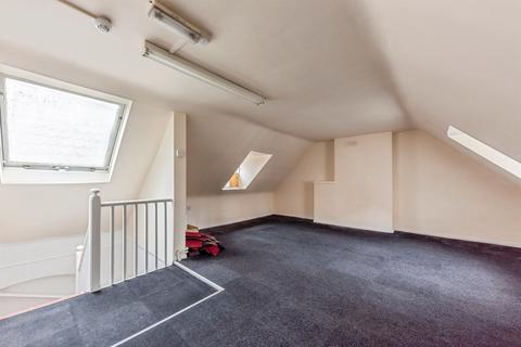 Property for sale, High Street, Grantham