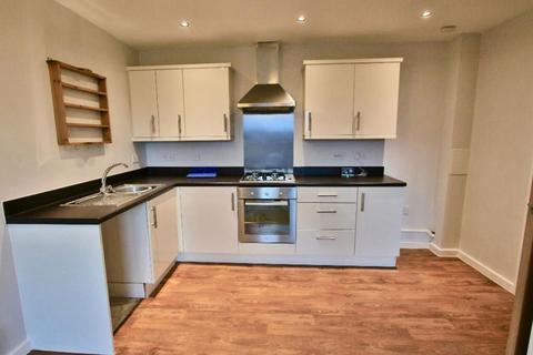 2 bedroom flat for sale, Trinity Street, St. Austell, St. Austell, PL25 5FD
