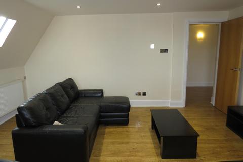 2 bedroom flat to rent, Milverton Terrace, LEAMINGTON SPA, CV32