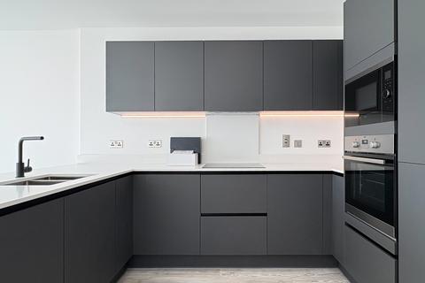 2 bedroom flat to rent, Pavana Square, Brentford TW8