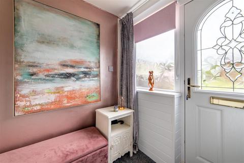 3 bedroom end of terrace house for sale, Stoneleigh Place, Newcastle Upon Tyne, NE12