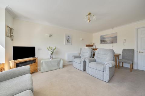 2 bedroom flat for sale, Alma Road, Reigate, RH2