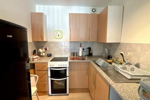 1 bedroom retirement property for sale, Rectory Road, Beckenham, BR3