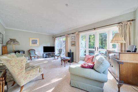 5 bedroom end of terrace house for sale, Ashbourne Square, Northwood