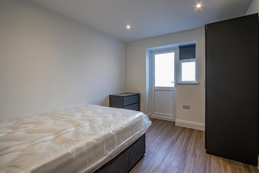 Colum Road, Cardiff CF10 - View 5