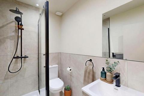 8 bedroom house to rent, Belle Vue Road, Leeds LS3
