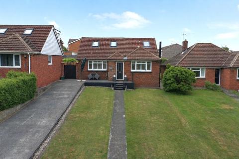 4 bedroom detached bungalow for sale, Vauxhall Crescent, Snodland, ME6