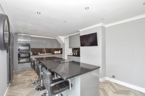 3 bedroom semi-detached house for sale, Bishops Oak Ride, Tonbridge TN10