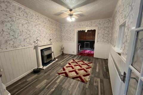 3 bedroom end of terrace house for sale, St. Ann Street, Bargoed CF81