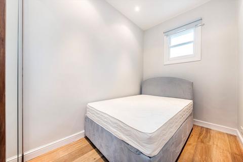 2 bedroom flat for sale, Portobello Road, London W11