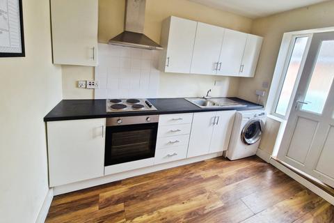 1 bedroom flat to rent, Hitchin Road, Luton, LU2